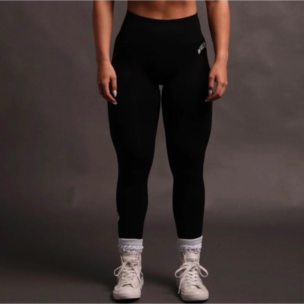 She Big Wolf “full length” leggings in Black